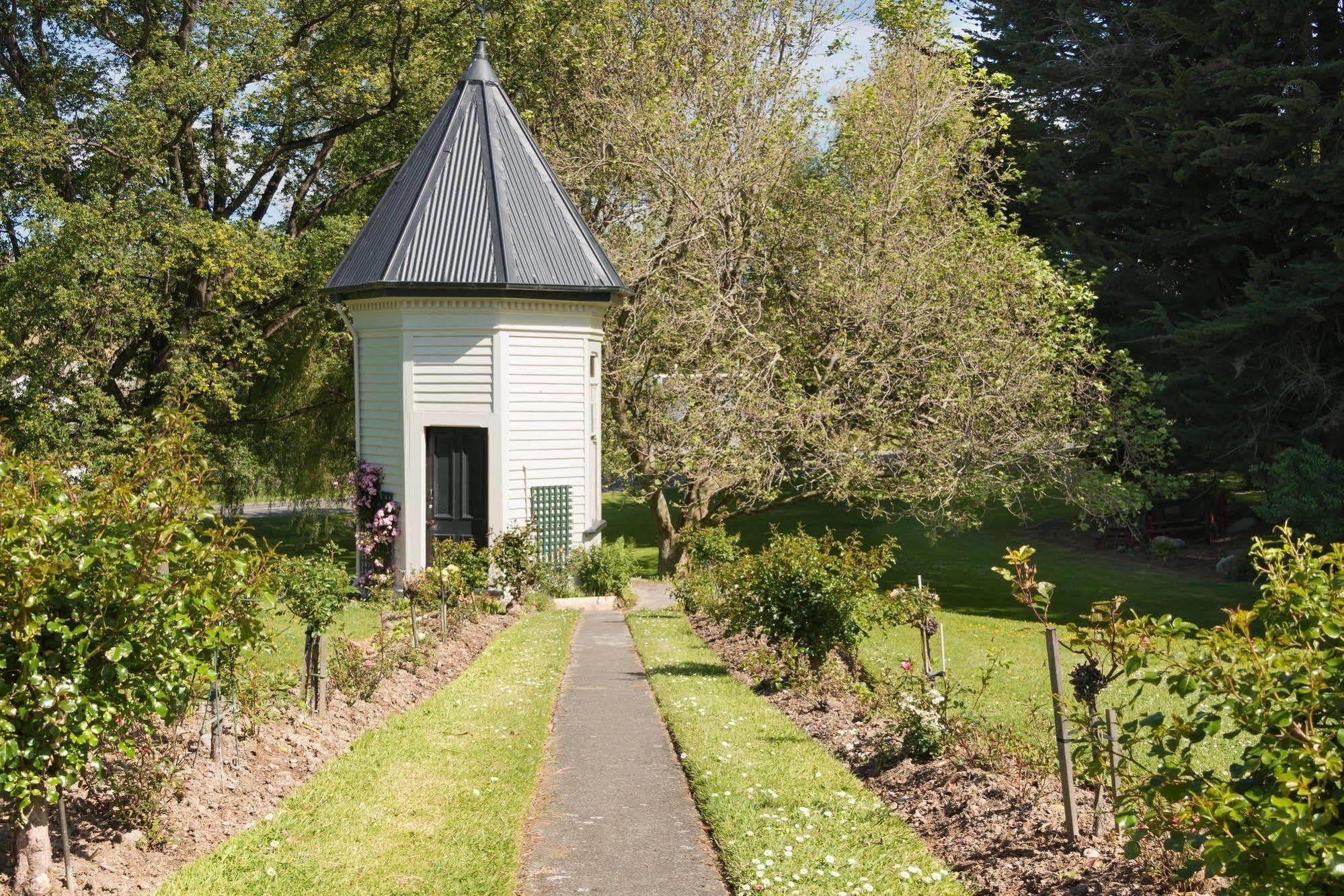 Croydon Lodge Gore Exterior photo